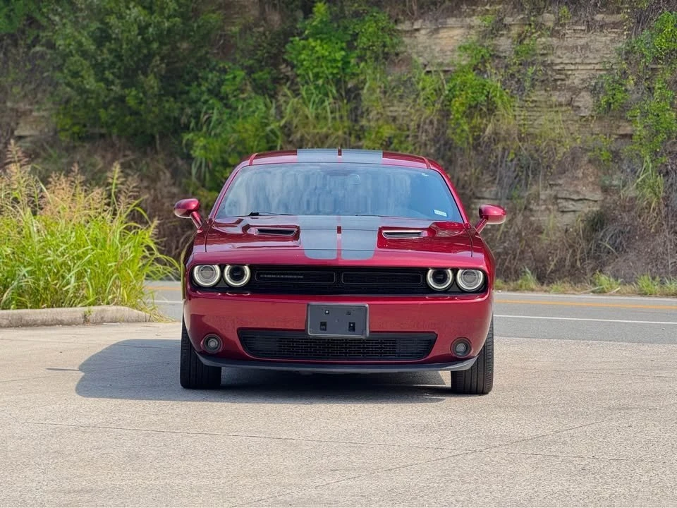 2018 Dodge Challenger 3rd Gen - Image 2 of 18