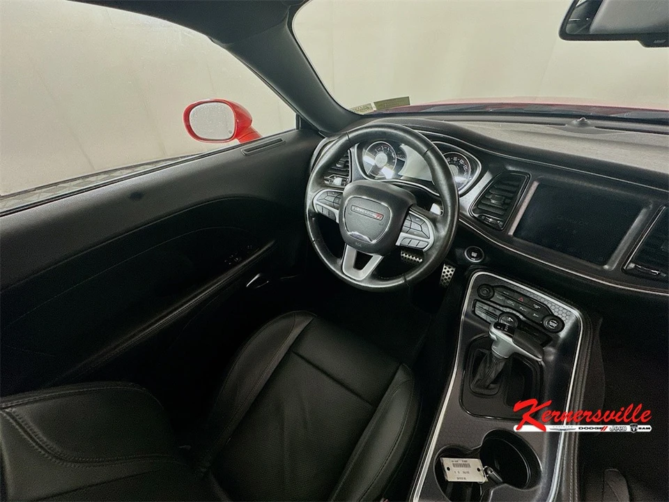 2018 Dodge Challenger 3rd Gen - Image 9 of 12