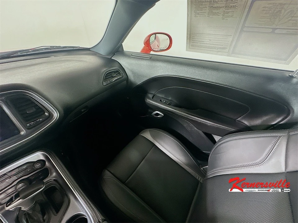 2018 Dodge Challenger 3rd Gen - Image 11 of 12