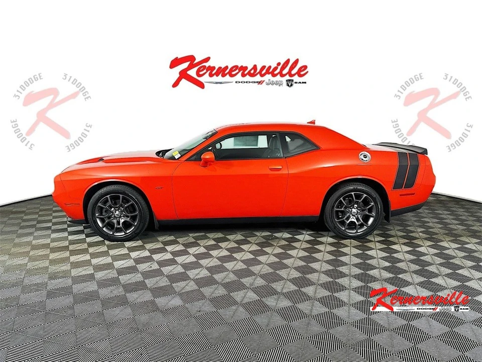 2018 Dodge Challenger 3rd Gen - Image 4 of 12
