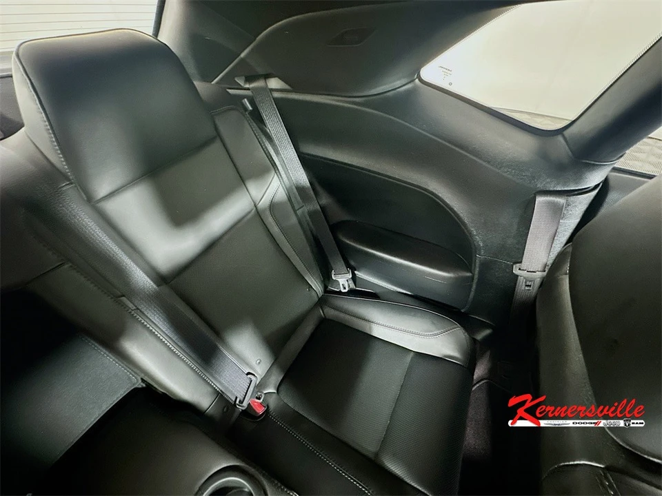 2018 Dodge Challenger 3rd Gen - Image 14 of 21