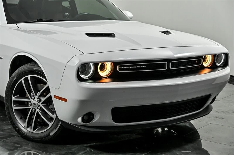2018 Dodge Challenger 3rd Gen - Image 2 of 24