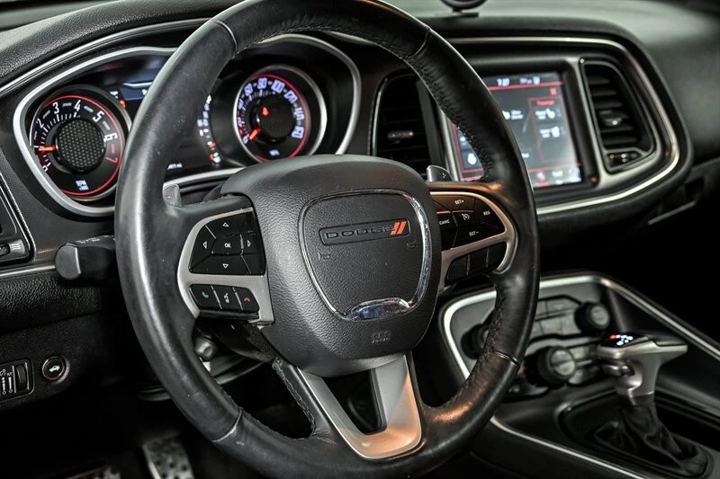 2018 Dodge Challenger 3rd Gen - Image 15 of 24