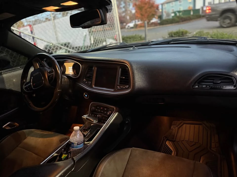 2018 Dodge Challenger 3rd Gen - Image 8 of 11
