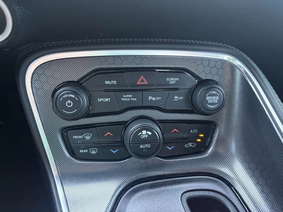 2018 Dodge Challenger 3rd Gen - Image 17 of 20