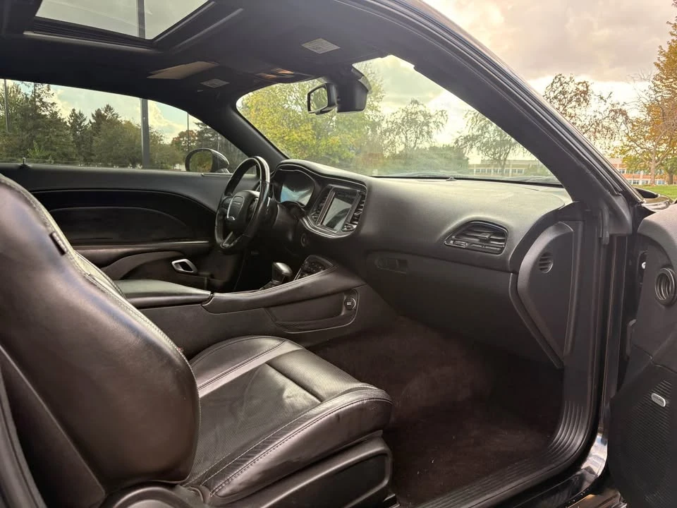 2018 Dodge Challenger 3rd Gen - Image 9 of 11