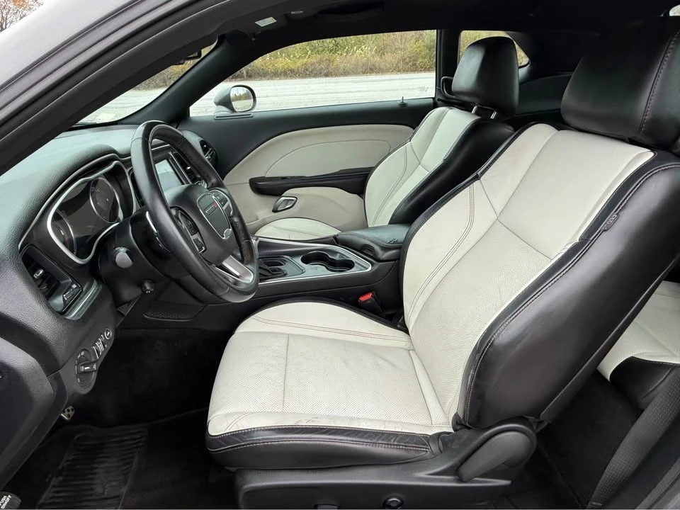 2018 Dodge Challenger 3rd Gen - Image 9 of 16