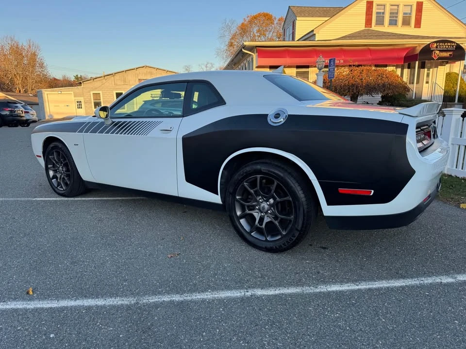 2018 Dodge Challenger 3rd Gen - Image 2 of 9
