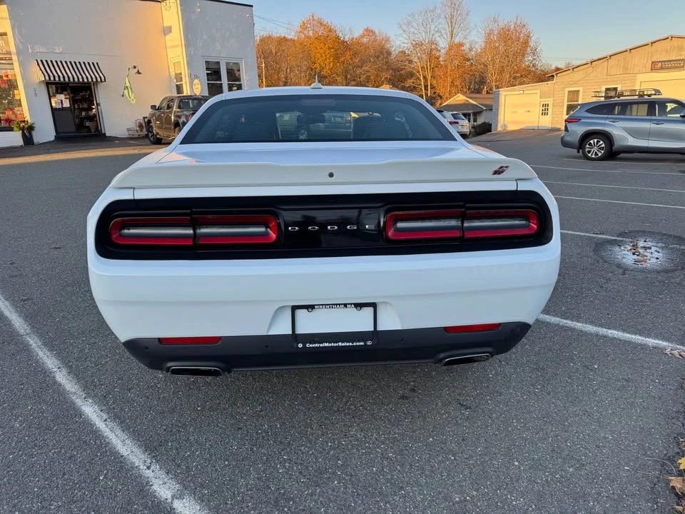 2018 Dodge Challenger 3rd Gen - Image 5 of 9