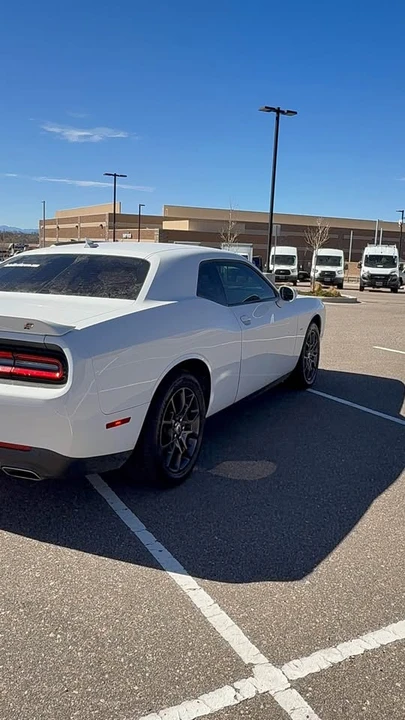 2018 Dodge Challenger 3rd Gen - Image 5 of 14