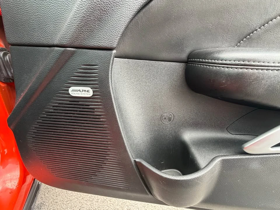 2018 Dodge Challenger 3rd Gen - Image 15 of 17