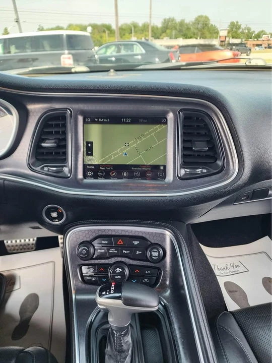 2018 Dodge Challenger 3rd Gen - Image 16 of 19