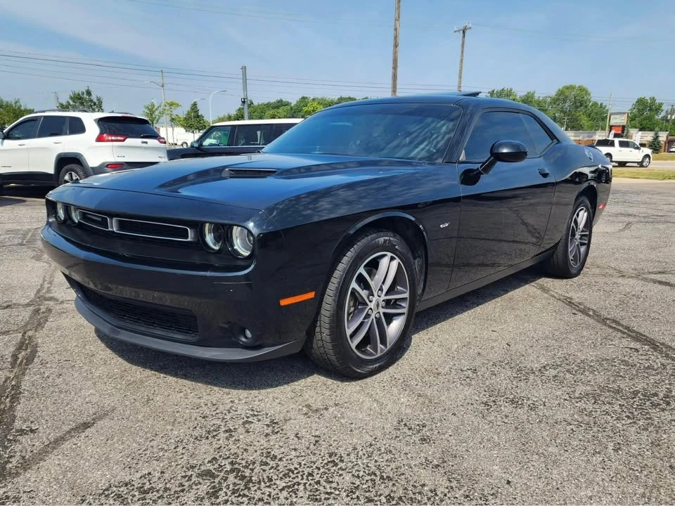 2018 Dodge Challenger 3rd Gen - Image 9 of 19