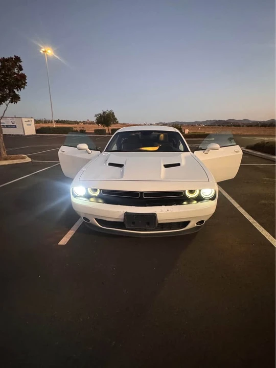 2018 Dodge Challenger 3rd Gen - Image 4 of 14