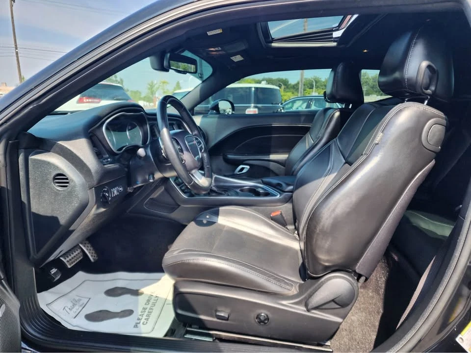 2018 Dodge Challenger 3rd Gen - Image 18 of 19