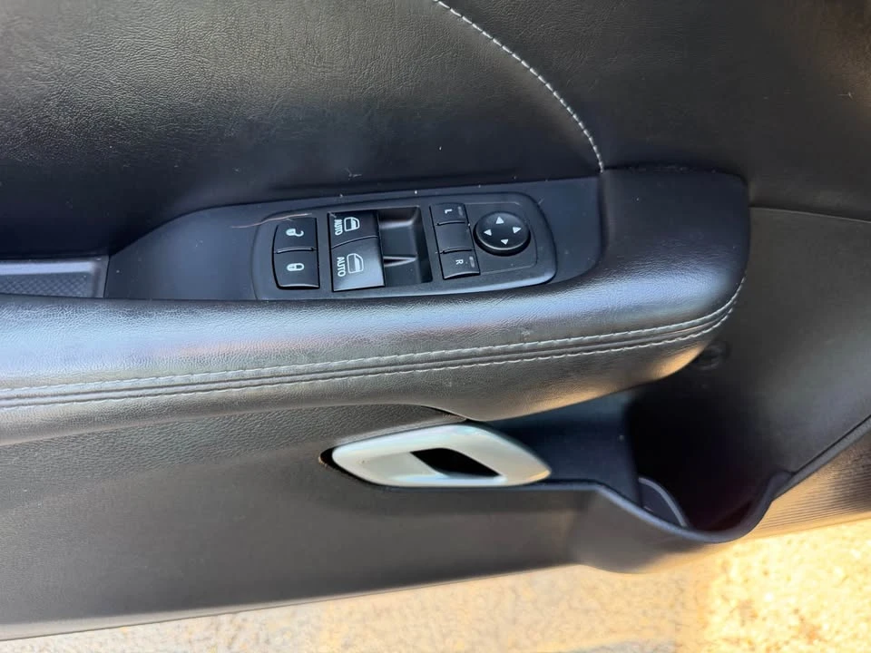 2018 Dodge Challenger 3rd Gen - Image 8 of 14