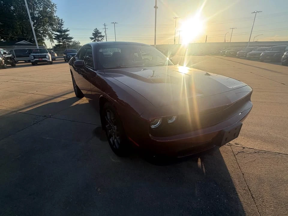 2018 Dodge Challenger 3rd Gen - Image 9 of 13