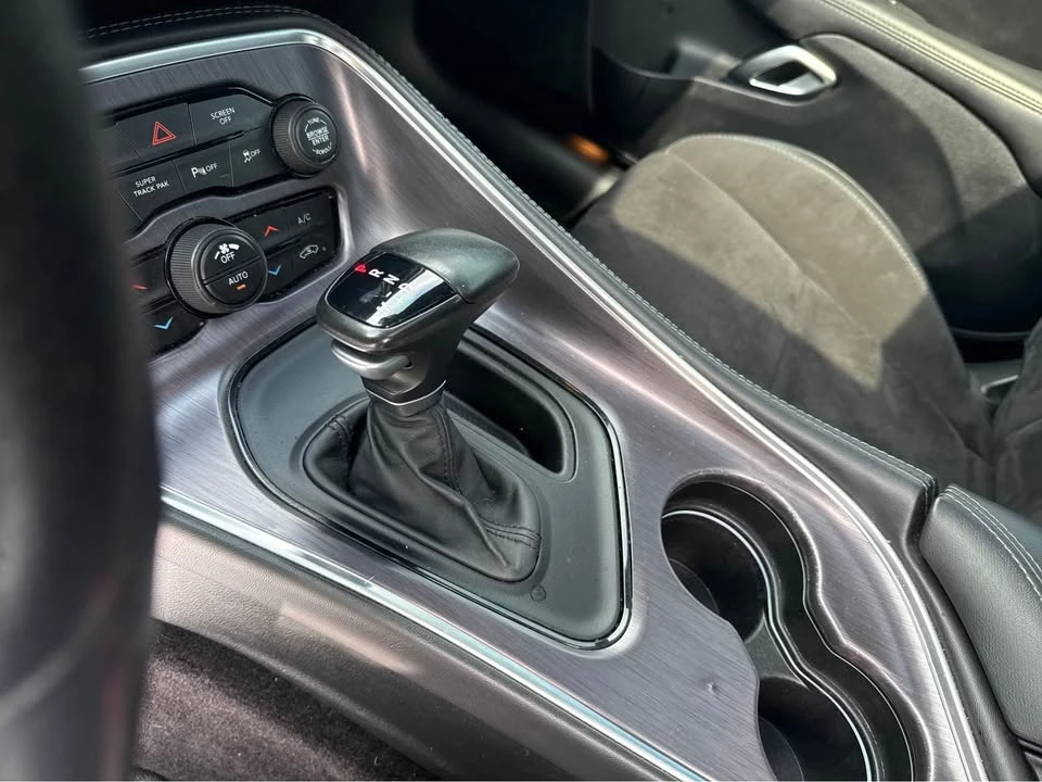 2018 Dodge Challenger 3rd Gen - Image 16 of 19