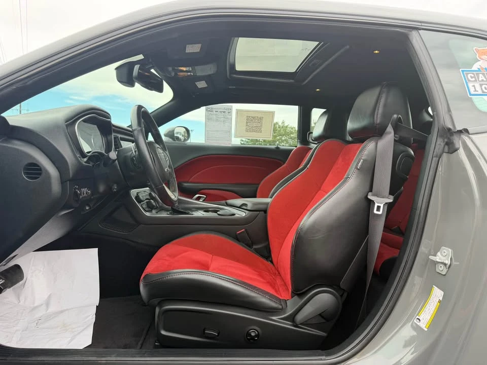 2018 Dodge Challenger 3rd Gen - Image 11 of 16