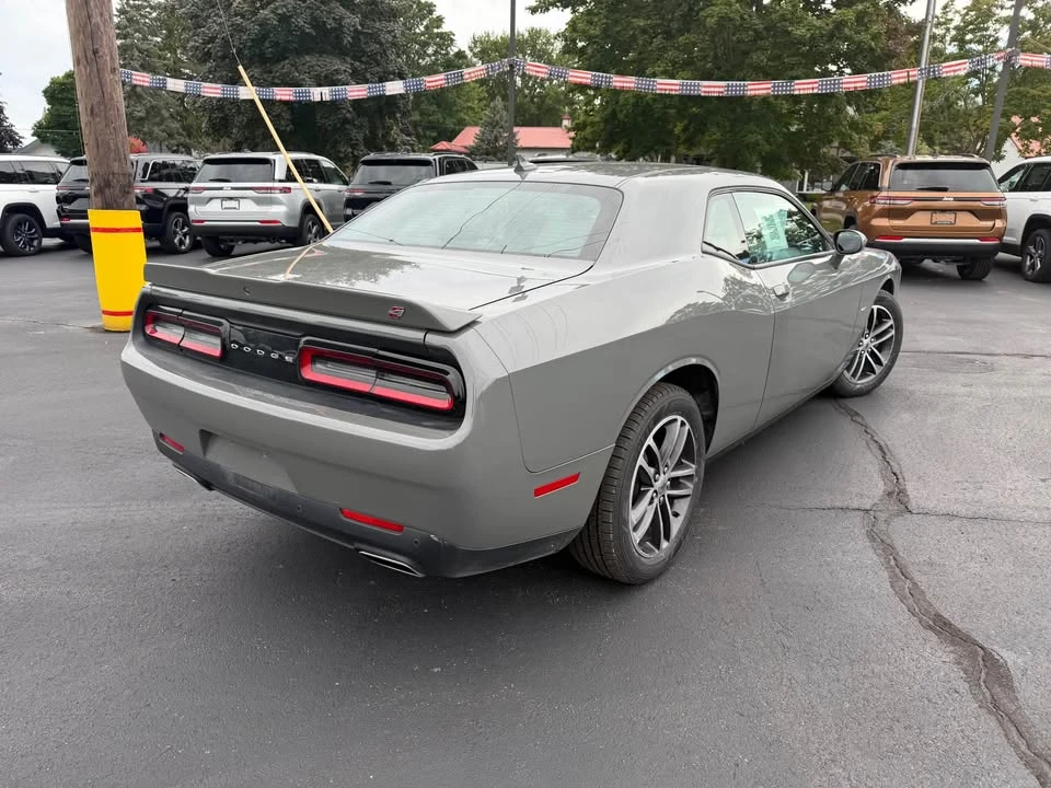 2018 Dodge Challenger 3rd Gen - Image 6 of 16