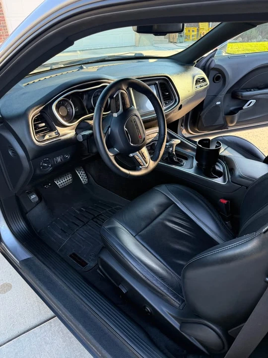 2018 Dodge Challenger 3rd Gen - Image 5 of 13
