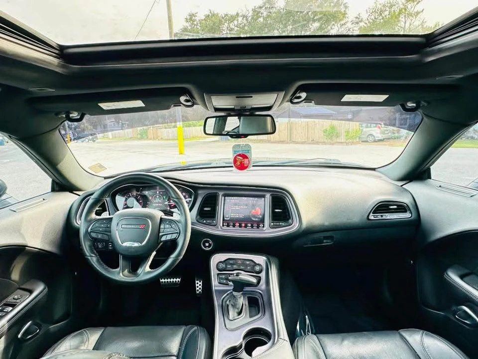 2018 Dodge Challenger 3rd Gen - Image 7 of 20