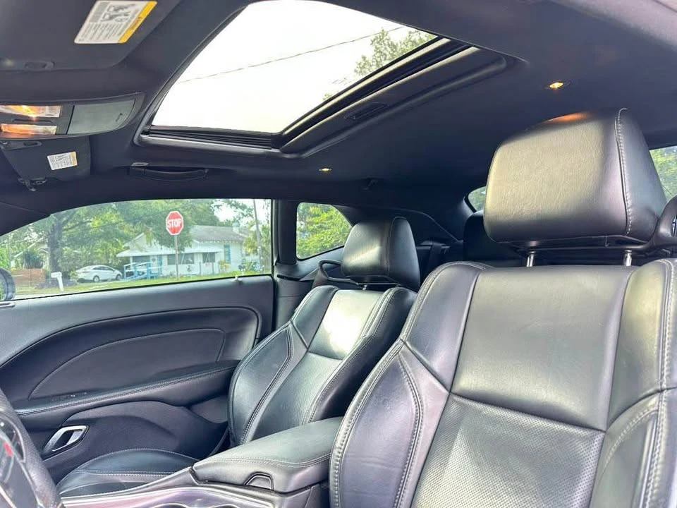 2018 Dodge Challenger 3rd Gen - Image 10 of 20