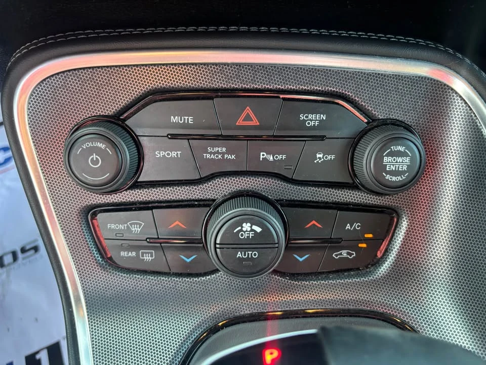 2018 Dodge Challenger 3rd Gen - Image 9 of 14