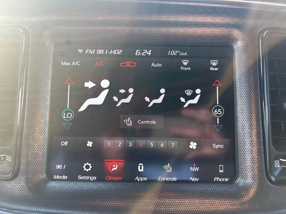 2018 Dodge Challenger 3rd Gen - Image 11 of 14