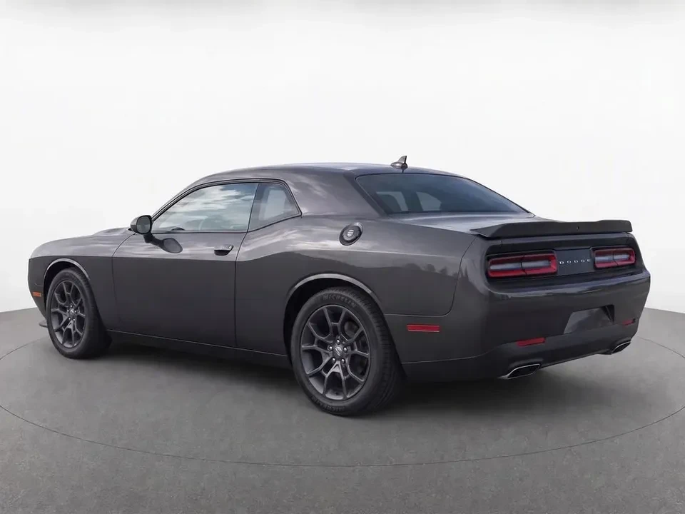 2018 Dodge Challenger 3rd Gen - Image 2 of 7