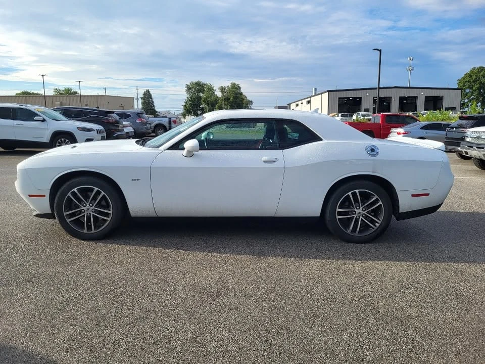 2018 Dodge Challenger 3rd Gen - Image 8 of 14