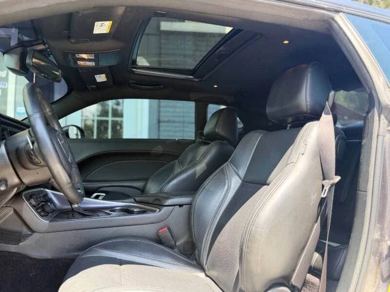 2018 Dodge Challenger 3rd Gen - Image 15 of 20