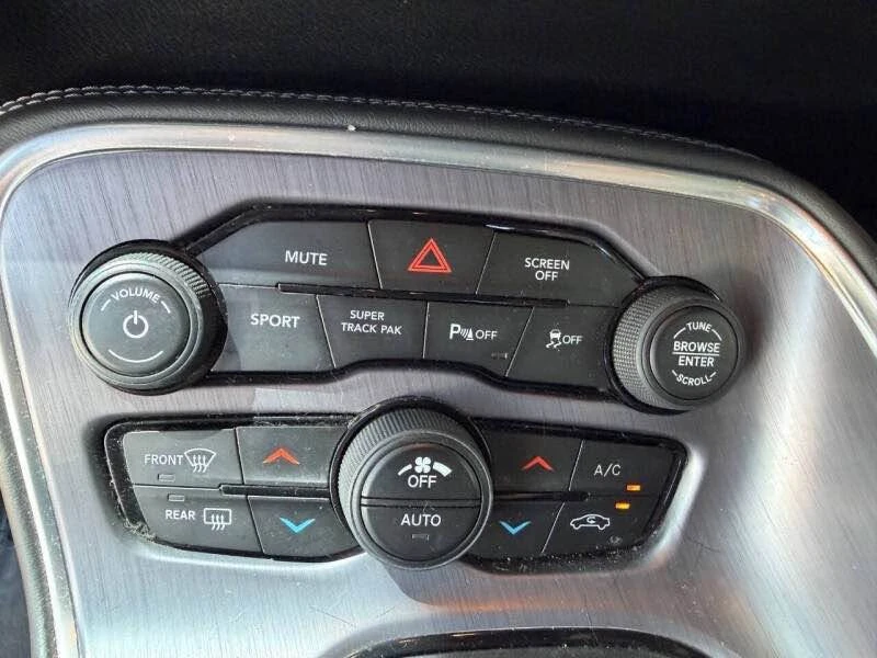 2018 Dodge Challenger 3rd Gen - Image 19 of 20