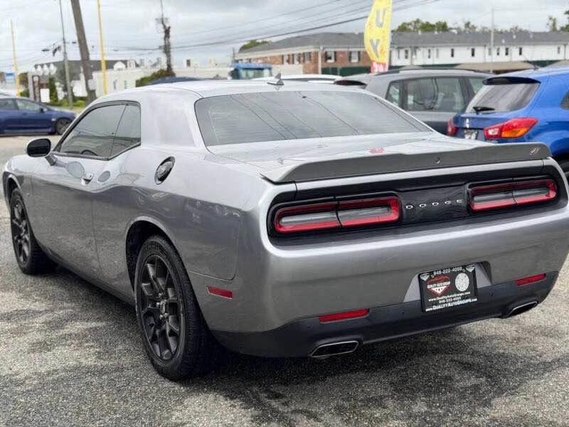 2018 Dodge Challenger 3rd Gen - Image 5 of 14