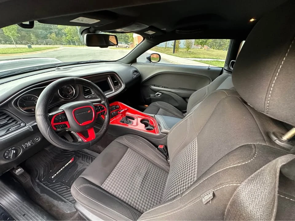 2018 Dodge Challenger 3rd Gen - Image 15 of 19