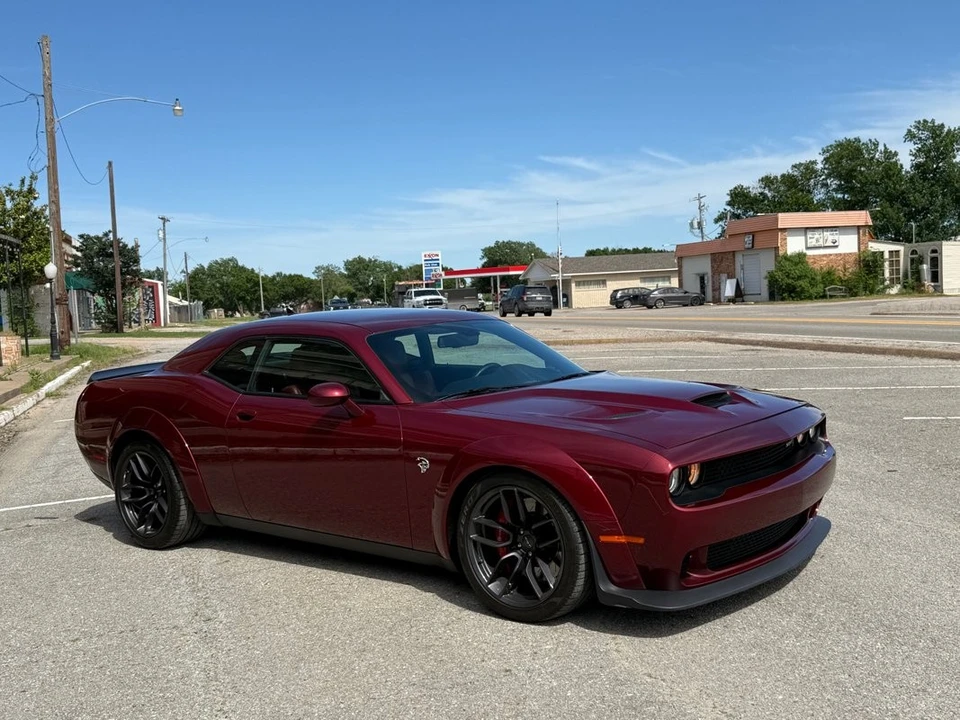 2018 Dodge Challenger SRT Hellcat 3rd Gen - Image 28 of 31