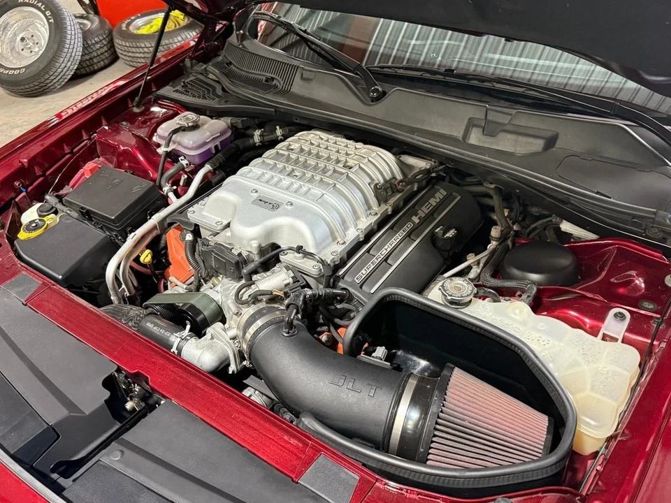 2018 Dodge Challenger SRT Hellcat 3rd Gen - Image 13 of 21