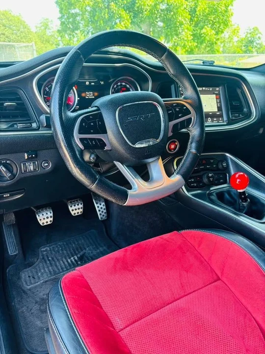 2018 Dodge Challenger SRT8 & 392 3rd Gen - Image 9 of 16