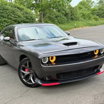 2018 Dodge Challenger SXT Plus