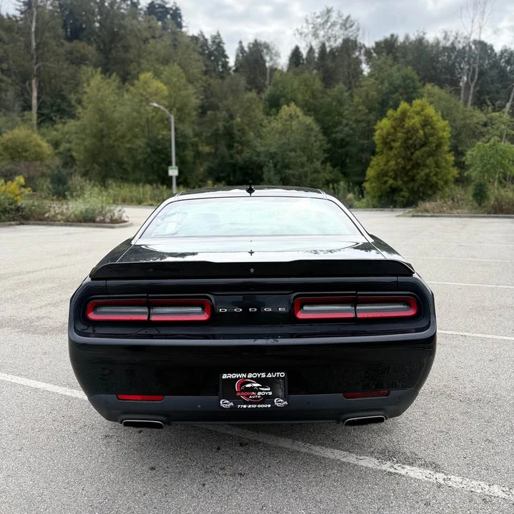 2018 Dodge Challenger 3rd Gen - Image 6 of 9