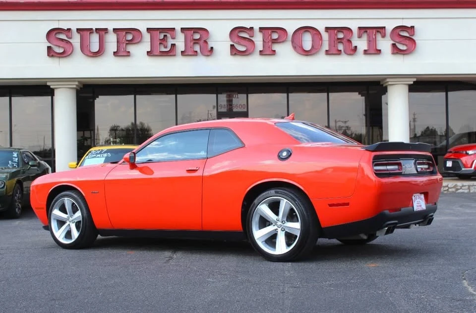 2018 Dodge Challenger 3rd Gen - Image 6 of 17