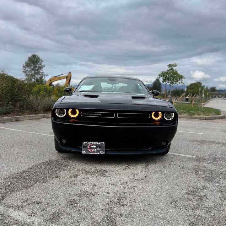 2018 Dodge Challenger 3rd Gen - Image 2 of 9