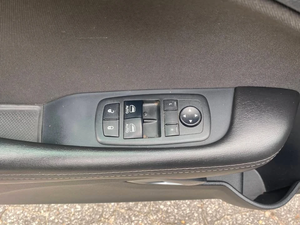 2018 Dodge Challenger 3rd Gen - Image 13 of 20
