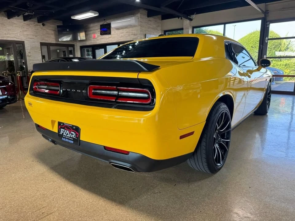 2018 Dodge Challenger 3rd Gen - Image 6 of 15
