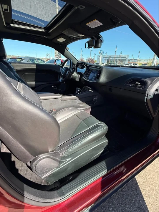 2018 Dodge Challenger 3rd Gen - Image 5 of 12