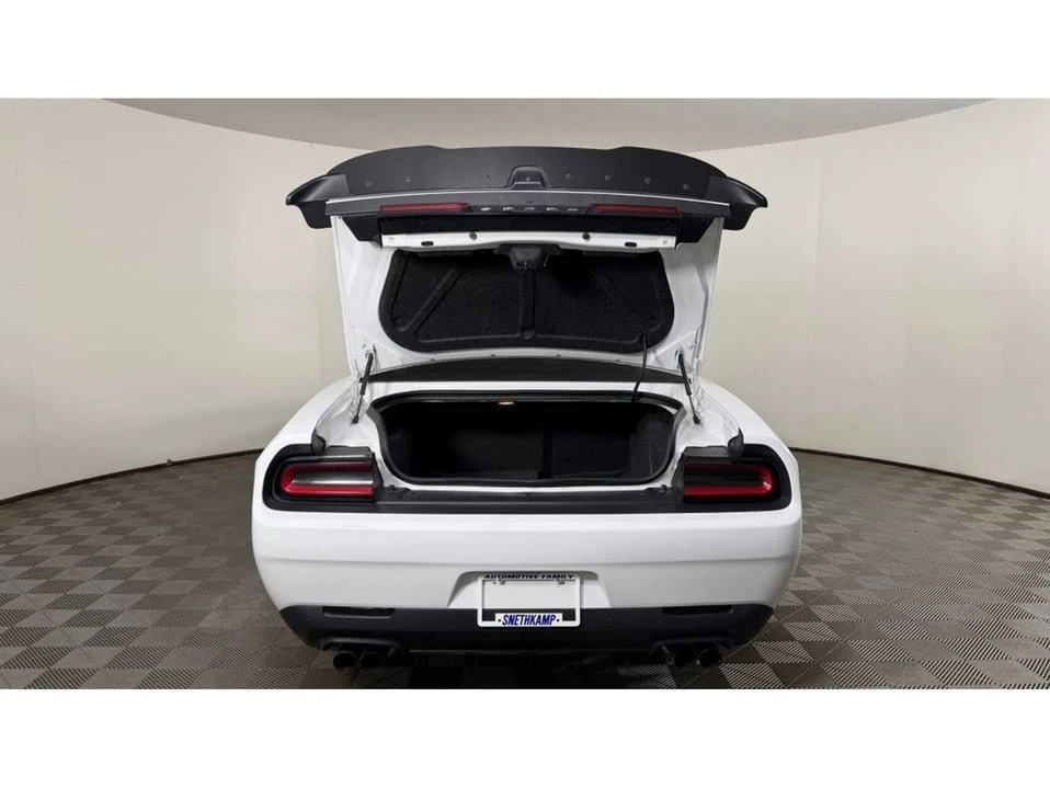 2018 Dodge Challenger 3rd Gen - Image 11 of 20