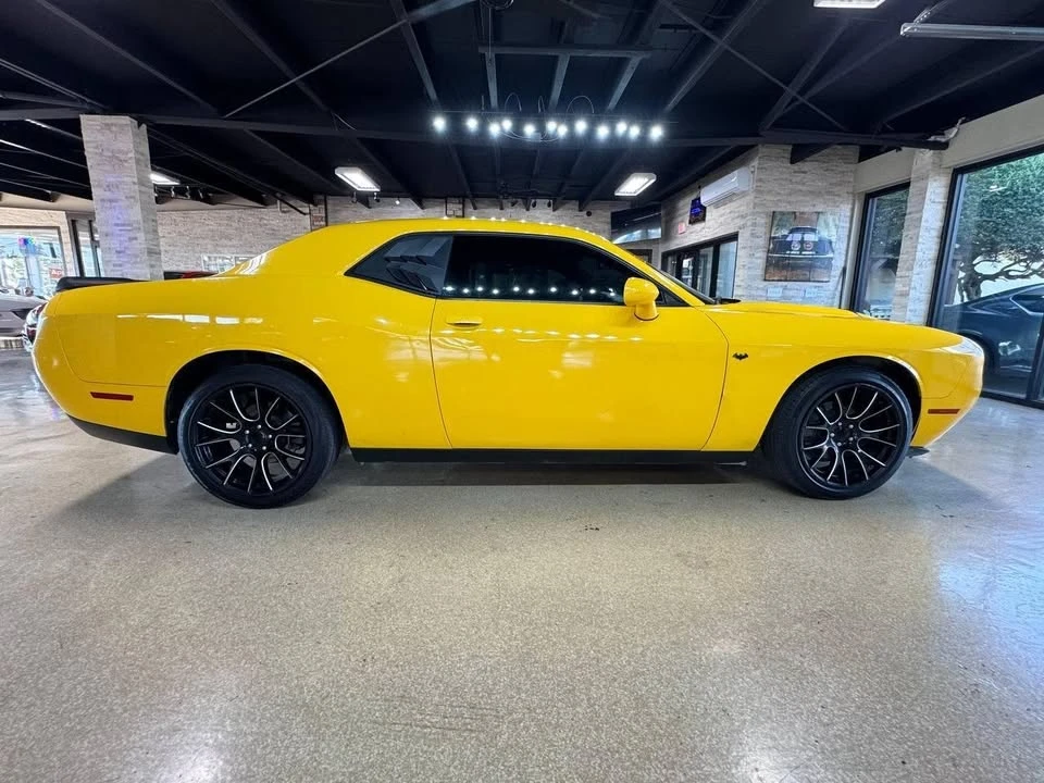 2018 Dodge Challenger 3rd Gen - Image 7 of 15