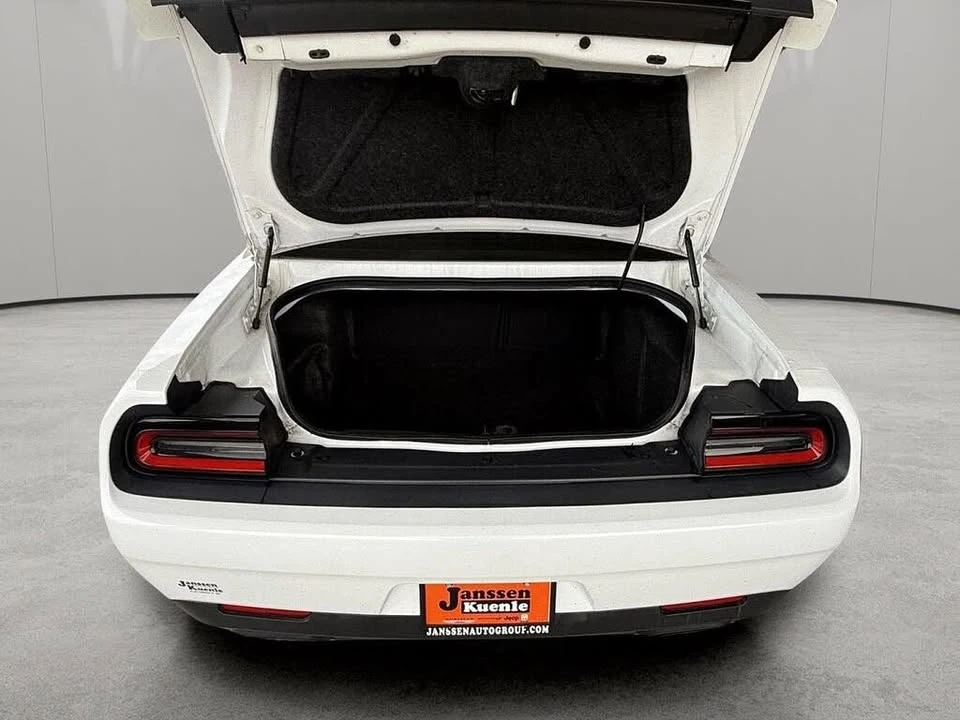 2018 Dodge Challenger 3rd Gen - Image 17 of 20