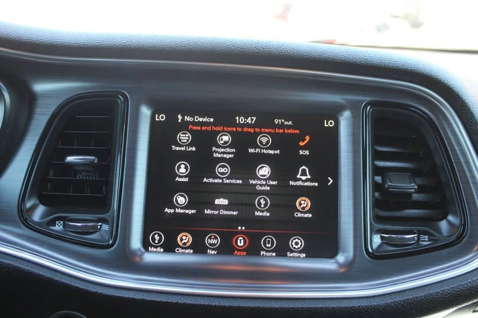 2018 Dodge Challenger 3rd Gen - Image 16 of 17