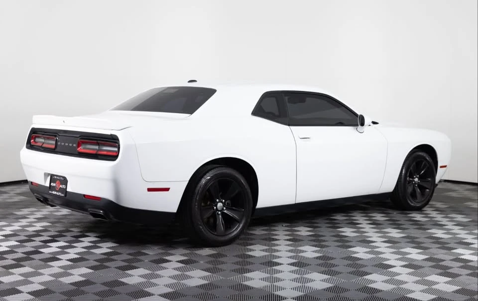 2018 Dodge Challenger 3rd Gen - Image 4 of 14